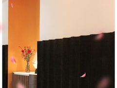 -阿妮叶李(光谷世界城店)