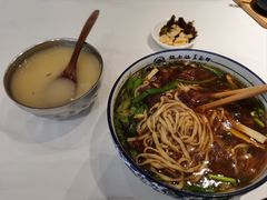 -镇南锅盖面馆(解放路店)