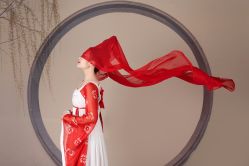 -盘子女人坊古装写真摄影(厦门总店)