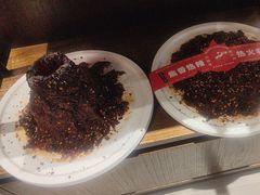 -热火朝天鲜切牛肉火锅(南强街巷店)