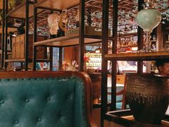 卡座-领鲜活海鲜榴莲自助火锅(东门店)