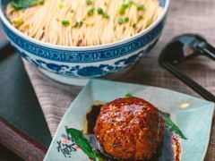 咸蛋黄狮子头麵-吕纪蘇面(保利广场店)