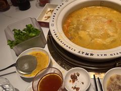 -领鲜天下·焗海鲜·花胶鸡(天目里店)