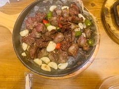 -老东镇啤酒屋海鲜加工·蒸汽海鲜·海鲜烧烤(台东店)