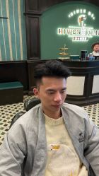 -海文先生国潮烫染男士理发馆