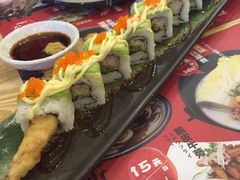 牛油果软壳蟹卷-鱼民·现造寿司(育德店)