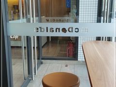 用餐区-麦当劳(玉桥中路店)