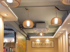 -胡须佬鸡煲四季火锅店(石厦西村直营店)
