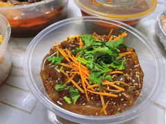东北大拉皮-东北农家院·铁锅炖(莘庄店)