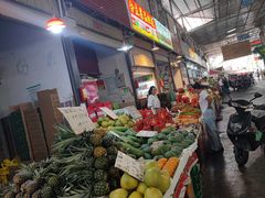 -曼阁市场水果批发市场
