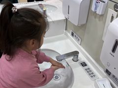 -胖东来生活广场(健康路店)