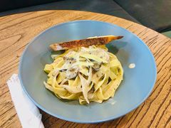奶油芝士烤野菌意大利面-明谦·Coffee&Cocktail Bar(美您公园店)