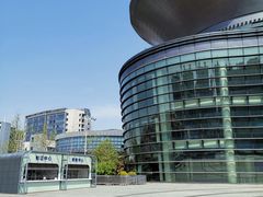 -上海跨国采购会展中心