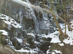 -藏龙百瀑风景区