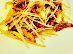 鸭丝掐菜-北京贵宾楼饭店·紫金