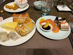 -飨食汇全日制餐厅·昆山皇冠假日酒店(九方店)