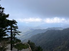 -罗田薄刀峰风景区