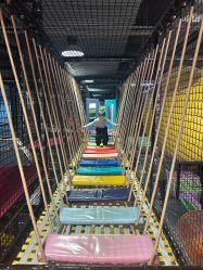 -欧酷世界动力星球(王府井奥莱UP TOWN店)