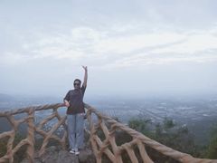-鬼笑石后山停车场