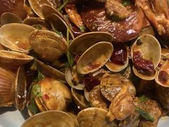 -嗨辣小聚·盘锦河蟹·海鲜烧烤龙虾(盘锦十年好店)