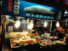 -六合夜市