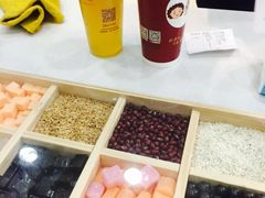 -沪上阿姨·精选茶饮(十一经路店)