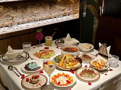 -Mogul Eatery·大亨餐酒馆