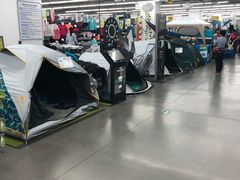 -迪卡侬(西三旗店)