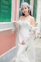 -现代经典婚纱摄影