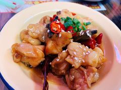 掌中宝-三镇卤货二公司(汉街店)
