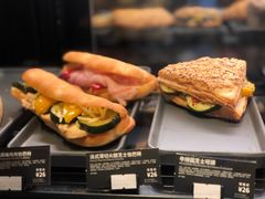 -星巴克(北京中关村北京国际店)