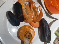 -四海一家自助餐(益田假日广场店)