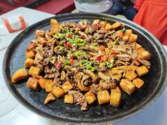 -老周炒拨拉(甘州总店)
