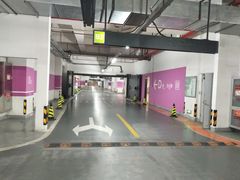 -龙湖虹桥天街-停车场