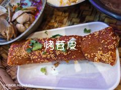 -爆炸头阿姨小四川正宗川味小吃(无任何分店)