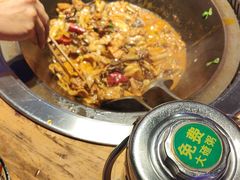 -山河屯铁锅炖(绥望路店)