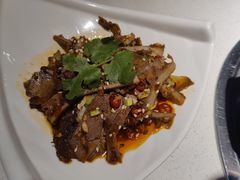 凉拌牛腱拼牛肉-百年果林椰子鸡(中洲店)