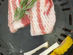 -韩香福烤肉庄园(荣成店)