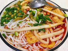 -忆螺巷螺蛳粉(步行街小巷店)