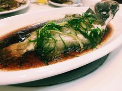-鑫悦楼煎蟹·16年海鲜大排档