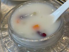 木瓜鲜奶雪莲子/例-亢龙太子酒轩(东湖店)