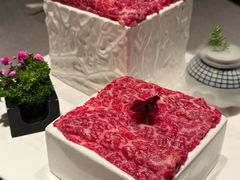 -左庭右院鲜牛肉火锅黑金店(陆家嘴中心店)