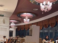 -荣誉国际酒店-云顶旋转餐厅