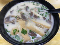 -津津老鸭粉丝馆(正东路店)