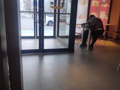 -麦当劳(红旗路店)