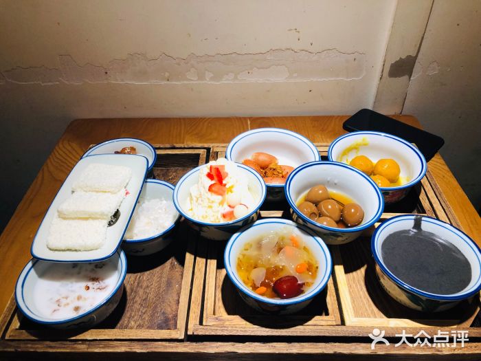 拾光·小碗甜品图片