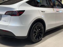 -TESLA 特斯拉(广州天环广场体验店)