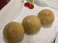 脆皮流沙包-皇朝尊会(龙之梦大酒店)