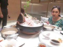 -红鼎豆捞·非遗鲍皇汤火锅(宝丰路店)