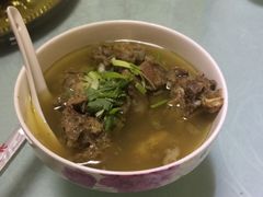 -穆豪麦蒸碗羊羔肉